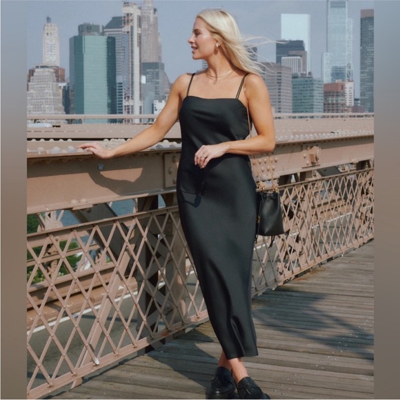 Abercrombie & Fitch Dresses & Skirts - Abercrombie x Kathleen Post Satin Slip Midi Dress